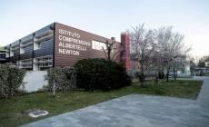 Pannelli fotovoltaici sul tetto della Newton per ridurre le emissioni, lavori al via a dicembre