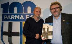 Visita narrata alla mostra del Parma tra cimeli, fotografie, coppe e maglie