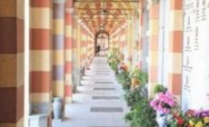Fidenza, razzia di fiori al cimitero
