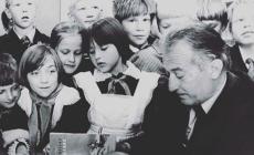 100 anni fa nasceva Gianni Rodari, maestro di narrativa per ragazzi