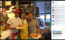 Rosberg pazzo di pizza e di Napoli