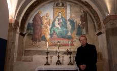 Dal buio alla luce: la Madonna ritrovata risplende