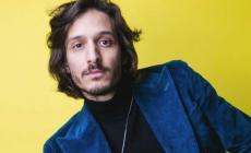 Dario Aita, dopo &laquo;Parthenope&raquo;, a Parma con un nuovo progetto: &laquo;Lavorare con Sorrentino ti cambia la vita&raquo;