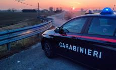 Trentenne incinta sbaglia strada e si impantana in una carraia