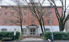 L'ex hotel Primarosa è diventato rifugio per i disperati