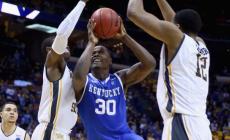 NCAA, Kentucky ok, Kansas k.o.