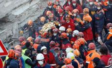 Sisma Egeo: bimba di 3 anni salvata dopo 65 ore