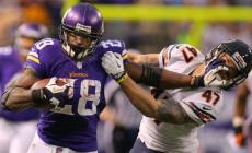 NFL: frustò il figlio, maxi-squalifica per Peterson