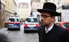 Vienna, il killer era dell'Isis. Arrestate cinque persone. Almeno 4 morti civili, 17 feriti. Il riepilogo - Foto - Video 