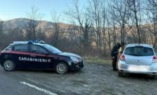 28enne francese trovata lungo la strada in stato confusionale: salvata dai carabinieri