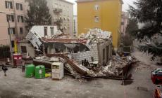 Via Sassari, la rabbia dei residenti: «Da un mese senza telefono fisso»