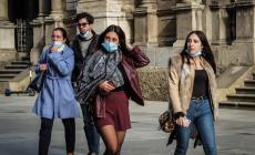 Così gli italiani alzano bandiera bianca