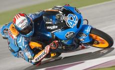 Rins vince, Bastianini strappa applausi
