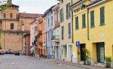 Giovane a zonzo brandendo un coltello: paura a Fidenza