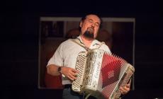 Fisarmonica e battute al Theatro del Vicolo 