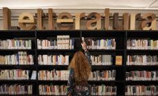 Appello al Governo per riaprire le biblioteche: Parma aderisce. Guerra: "Sono luoghi sicuri"