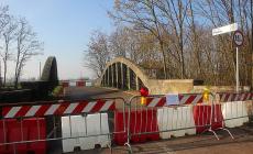 Oggi pomeriggio chiude il ponte sull'Ongina