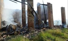 Appiccarono due incendi: fermati