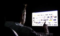 La finta Porsche e il falso assegno: cos&igrave; si intasca 19mila euro