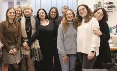 Un laboratorio di sartoria sociale per aiutare donne in difficoltà