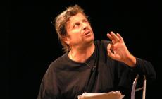 Bergonzoni in anteprima con «Lacci» a Roccabianca 
