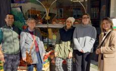 Crescono i negozi e ci sono due bandi aperti