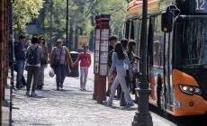 «Quei due volevano rapinarmi: ho reagito e mi hanno picchiato»