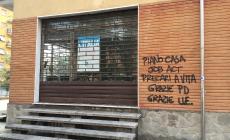 Imbrattate le sedi del Pd 