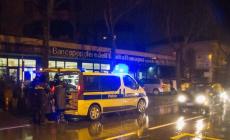 Due pedoni investiti in città: uno è grave