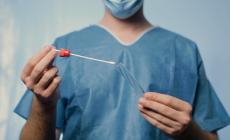 Medici: sindacati divisi sui tamponi rapidi in studio