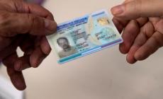 Zangrillo: "Stop al rinnovo della carta d'identità per gli over 70"