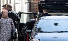 &laquo;Avevo 10 anni, quando pap&agrave; uccise la mamma soffocandola&raquo;