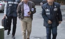 L'arresto di Aversa e i controlli nel suo ufficio in ospedale Foto