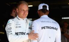 "Bottas scudiero": la Mercedes fa autogol