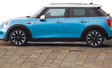 Mini 5 porte: cade l'ultimo tabù