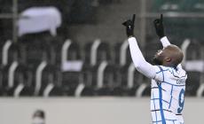L'Inter batte il Borussia (3-2) e può continuare a sperare. Pari per l'Atalanta con il  Midtjylland (1-1)