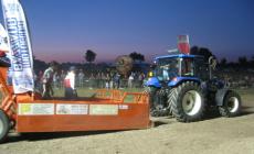 Fast Pulling in notturna: il trattore protagonista 