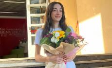 Anticipa la maturità in 4ª al liceo Marconi: Sara Placidone 100 e lode: «I miei genitori fanno tanti sacrifici per me»