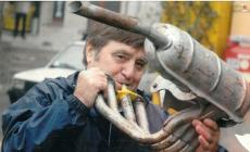 Addio a Mario La Franca, il direttore dell'orchestra Mille litri. Sartorio: &laquo;Un virtuoso dell'armonica&raquo;