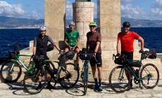 Da Reggio Calabria a Parma, quattro amici e una pedalata sull'Appennino per 2.300 km