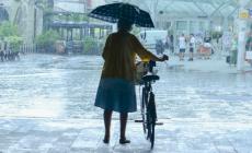 Dagli ombrelloni agli ombrelli: luglio &egrave; stato pi&ugrave; &laquo;fresco&raquo; di giugno