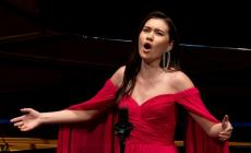 Aigerim Altynbek, super premiata a Portofino, racconta: «Dal Kazakistan a Parma per amore della lirica»