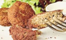 Nuggets di lenticchie con salsa Caesar: la ricetta Francesco Ambrosini Stendhal da Francesco (Sacca)