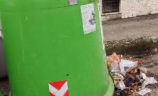 "Via Rubini: questa è la situazione da settimane" - Foto