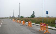 Parcheggio inutilizzabile. I 130 posti sono transennati