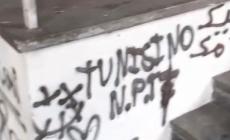 Imbrattati (e gi&agrave; ripuliti) con scritte in arabo i muri dell'hotel Royal