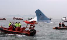 Naufraga nave di studenti in gita: 290 dispersi
