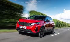  Peugeot 3008 cambia volto ma non smette di piacere