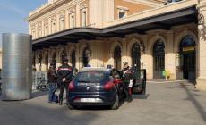 &laquo;Sono stato aggredito in stazione solo perch&eacute; sono gay&raquo;