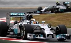 Spagna, Hamilton doppia Raikkonen ed è il nuovo leader mondiale